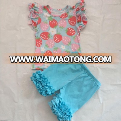 high quality baby boutique outfit baby summer strawberry pattern flutter T-shirt with ruffle shorts outfit